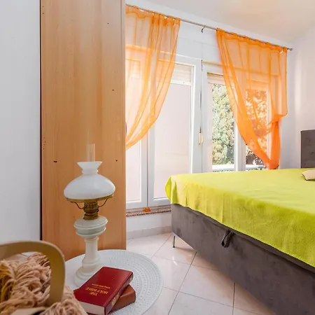 2 Bedroom Cozy In *