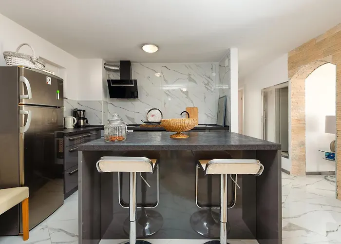 2 Bedroom Awesome In Zadar