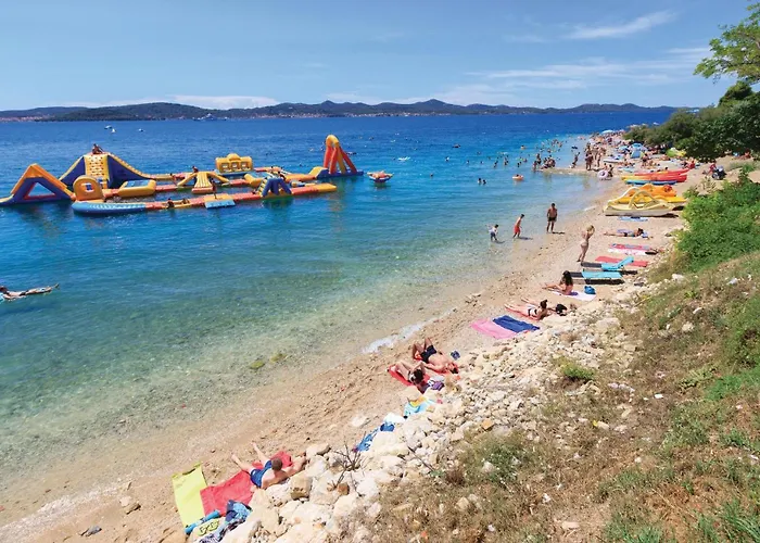 Apartment 2 Bedroom Awesome In Zadar